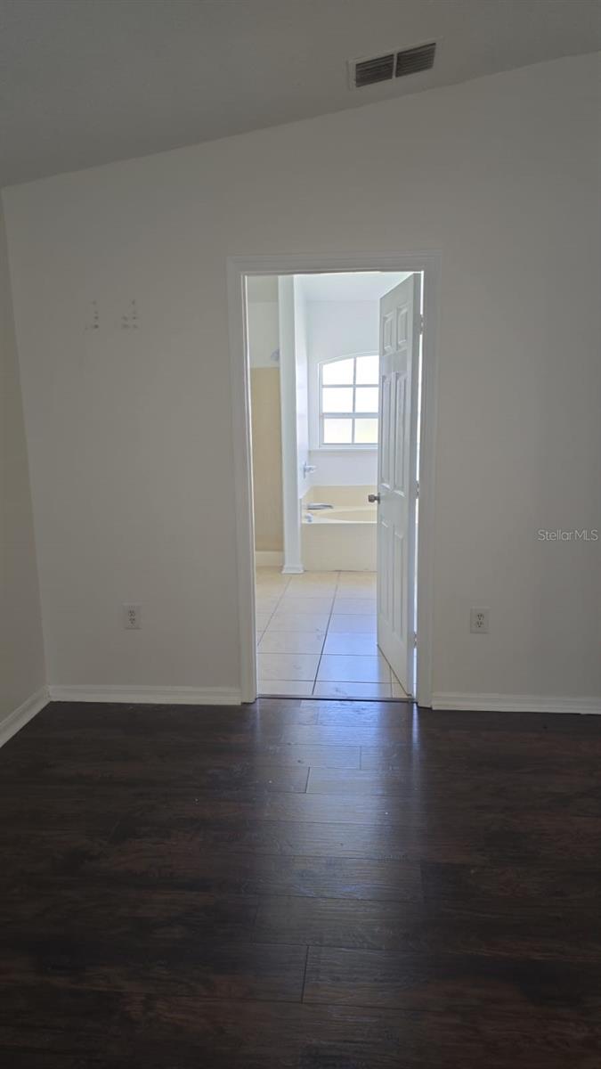 Image 12 of 13 For 470 Gannet Court