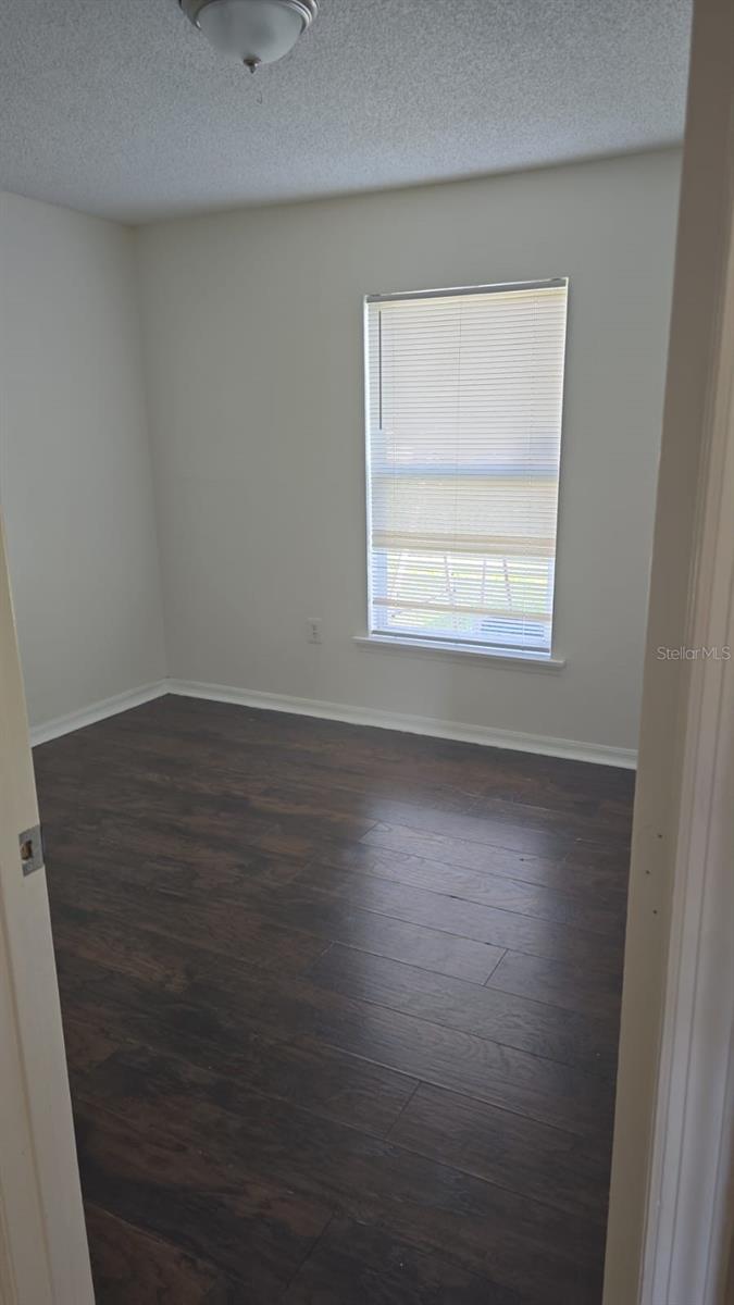 Image 5 of 13 For 470 Gannet Court