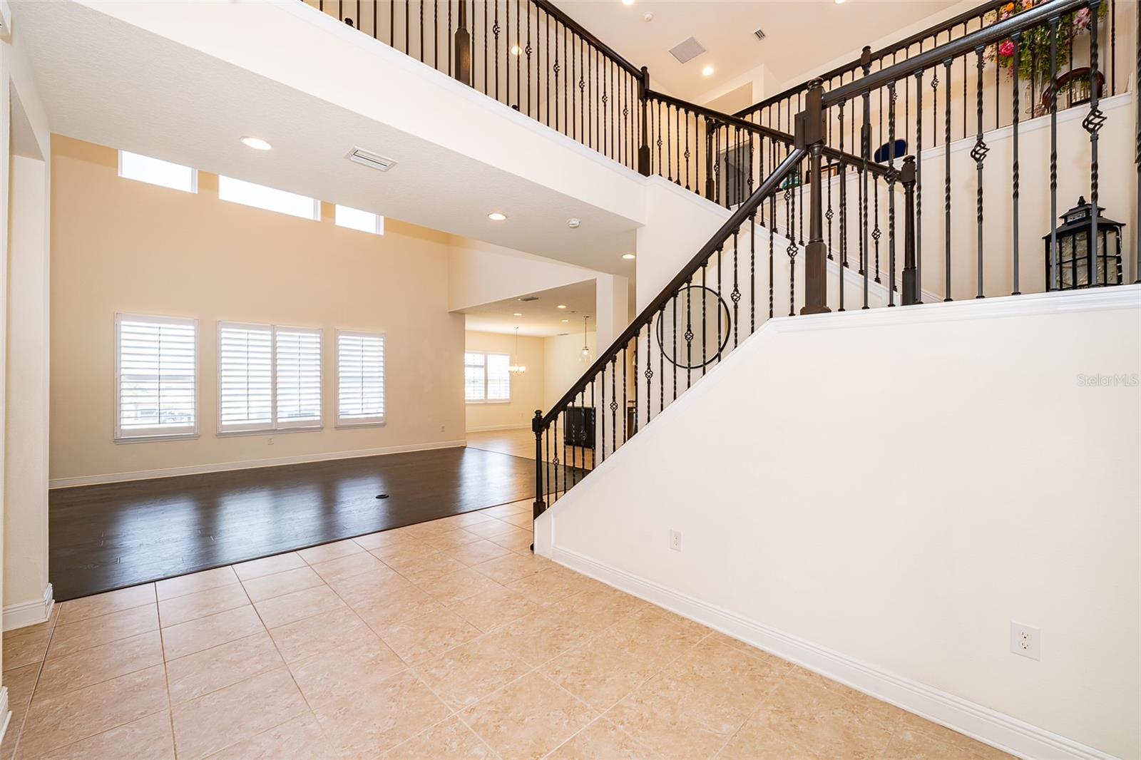 Image 12 of 41 For 1776 Bella Lago Drive