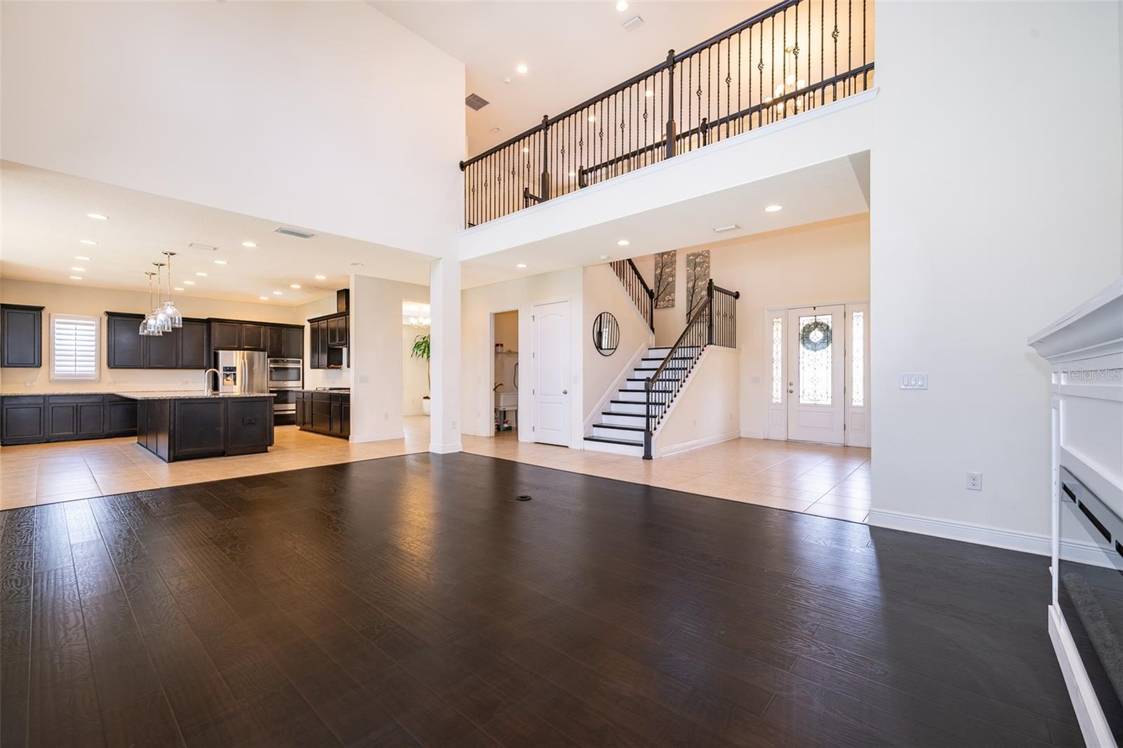 Image 14 of 41 For 1776 Bella Lago Drive