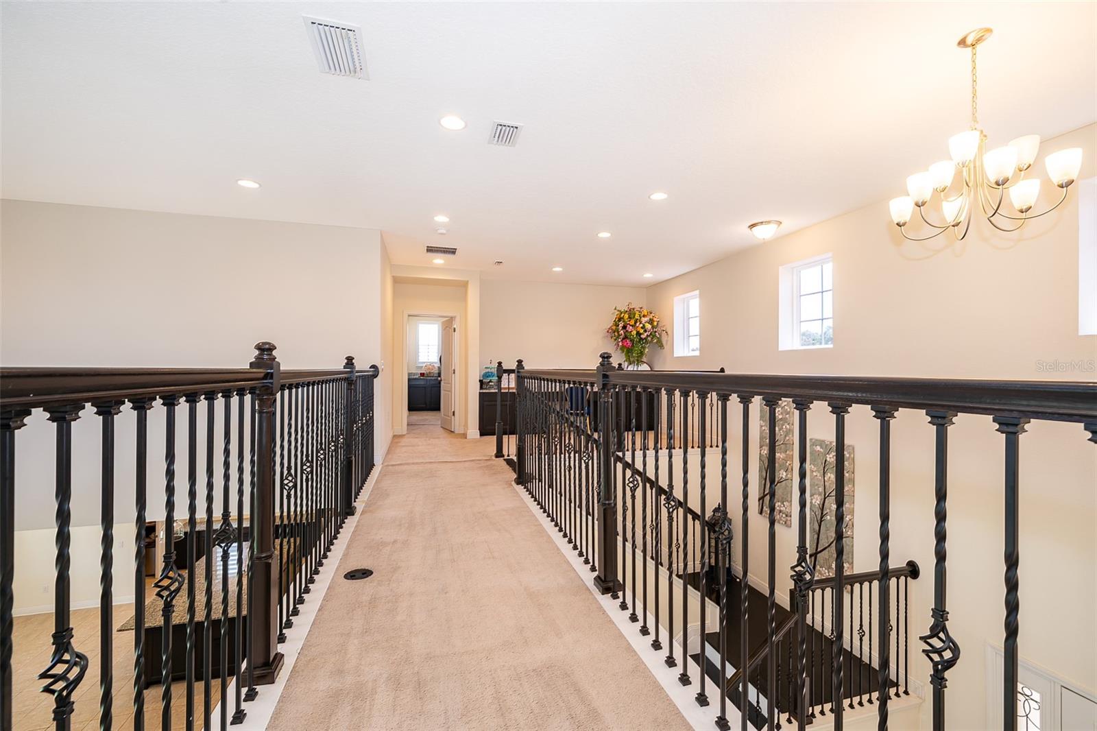 Image 32 of 41 For 1776 Bella Lago Drive