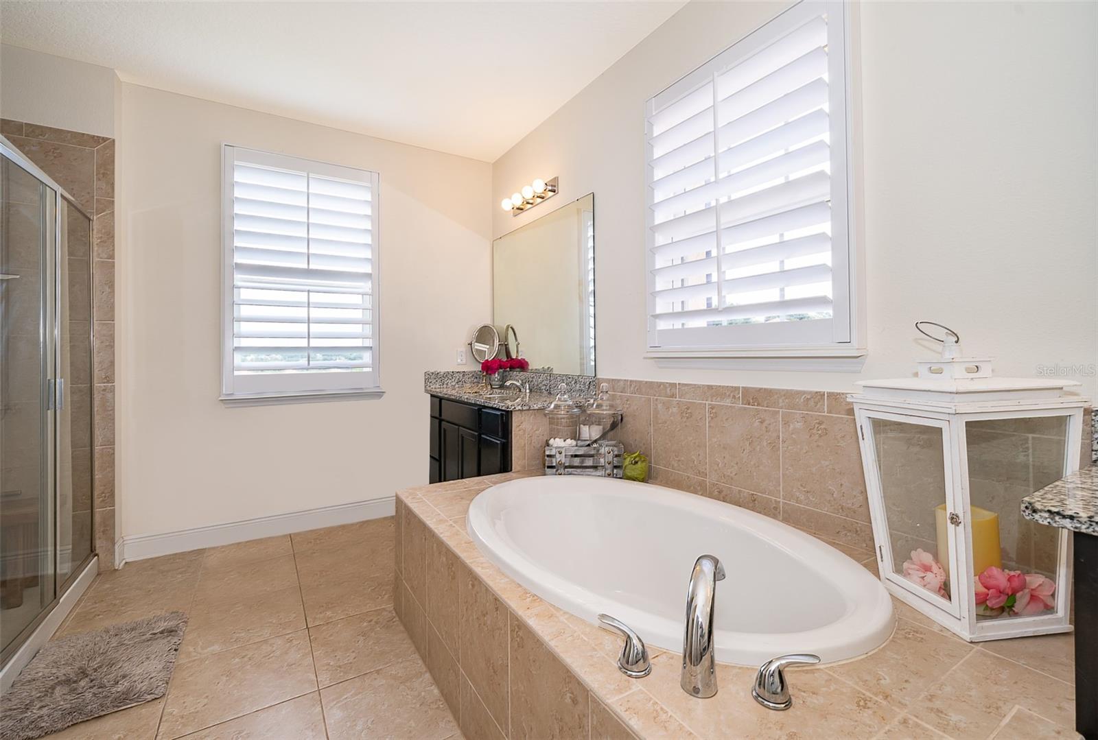 Image 37 of 41 For 1776 Bella Lago Drive