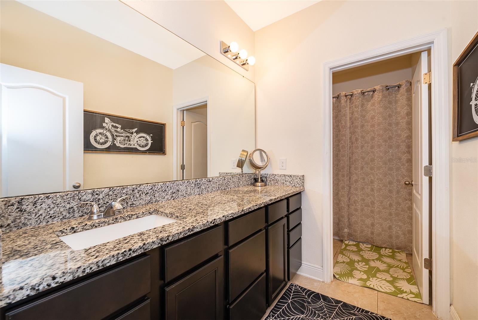 Image 39 of 41 For 1776 Bella Lago Drive
