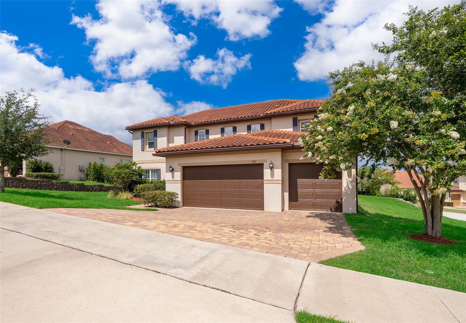 Image 7 of 41 For 1776 Bella Lago Drive