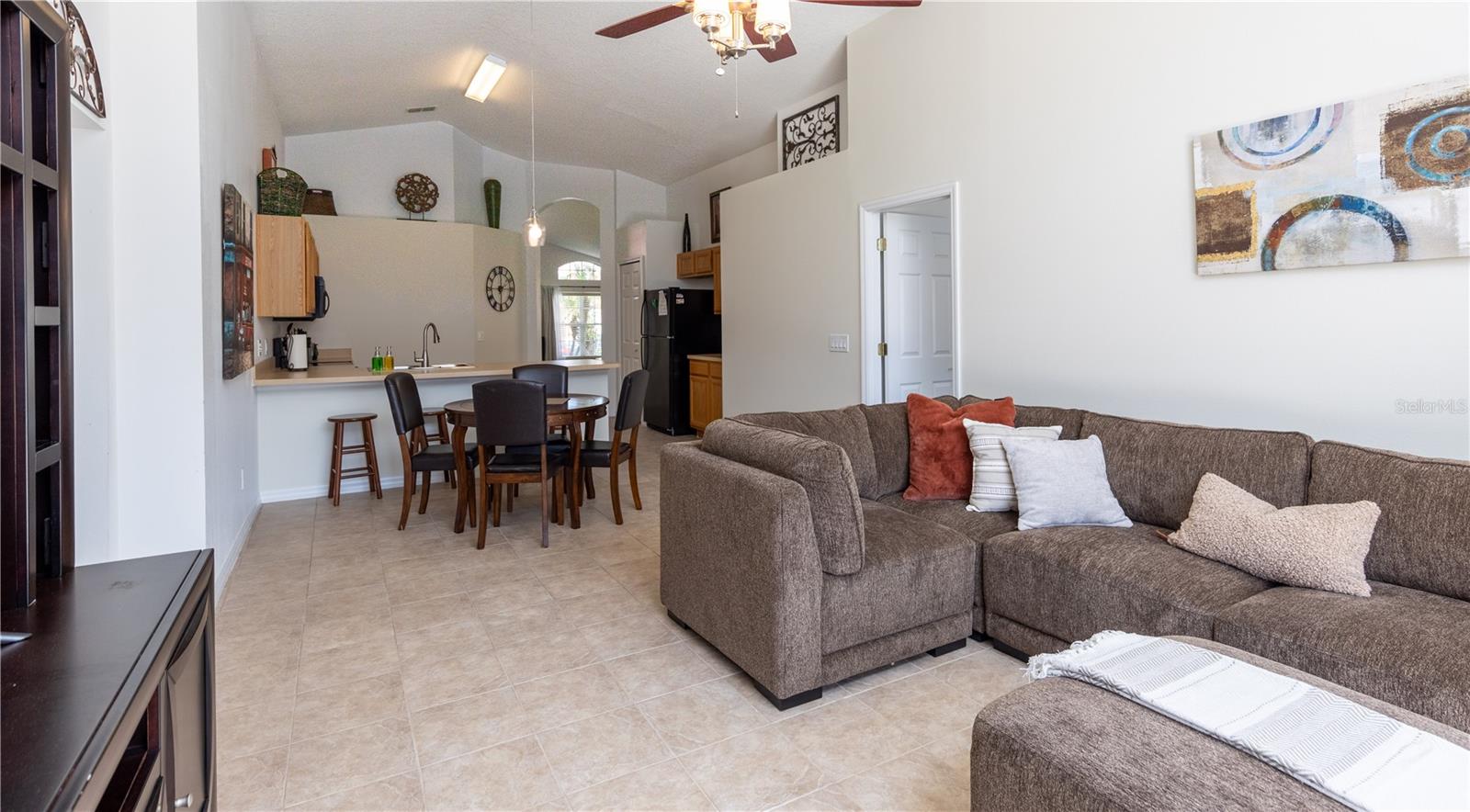 Image 6 of 21 For 340 Rosso Drive