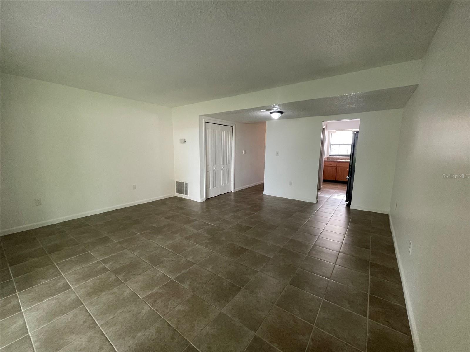 Image 5 of 10 For 221 Cypress Way
