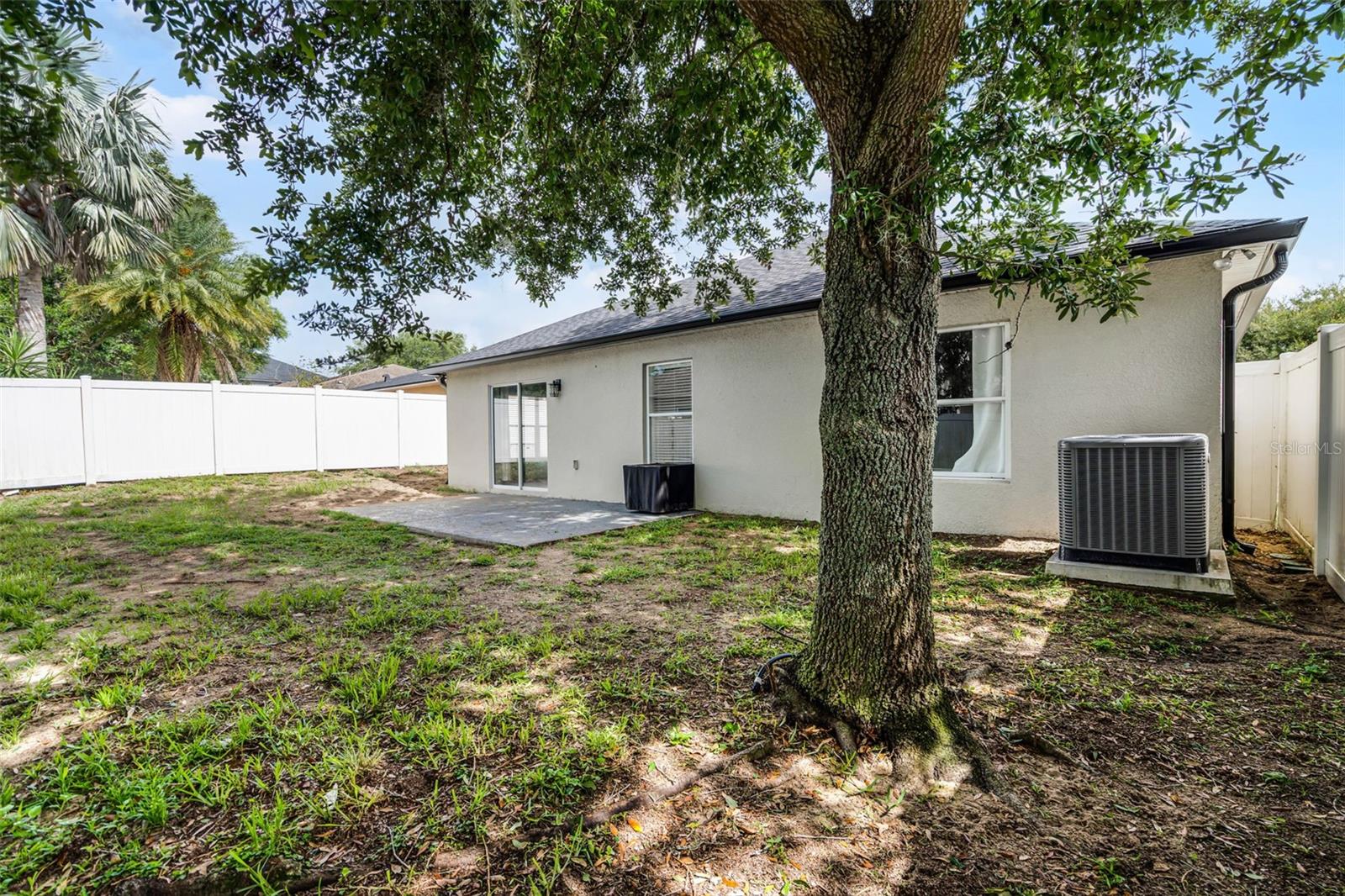 Image 19 of 19 For 447 Hammerstone Avenue