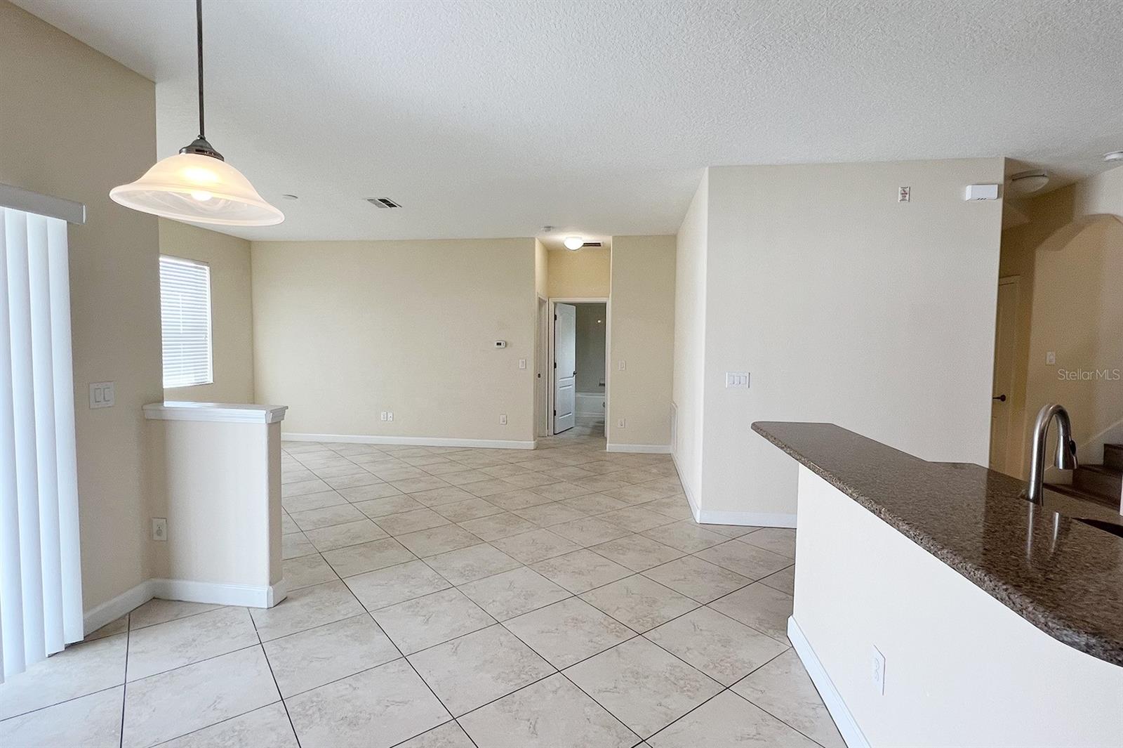 Image 18 of 63 For 1604 Thetford Circle