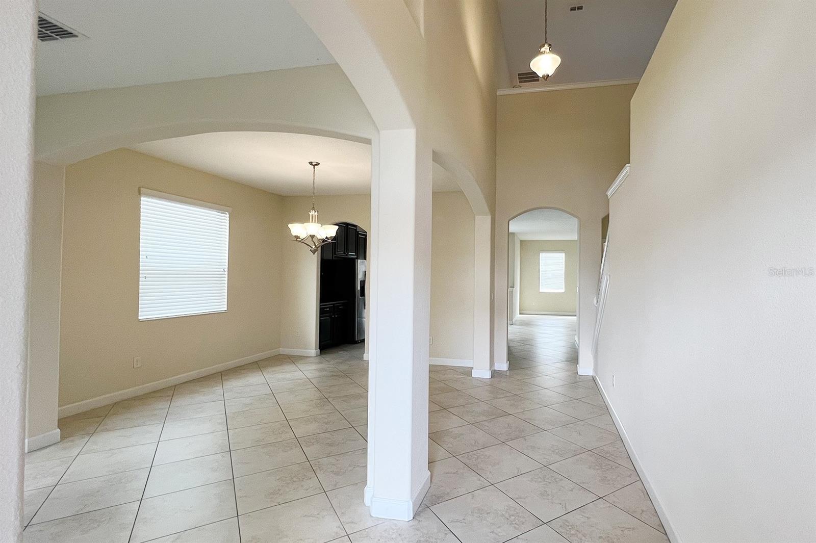 Image 6 of 63 For 1604 Thetford Circle