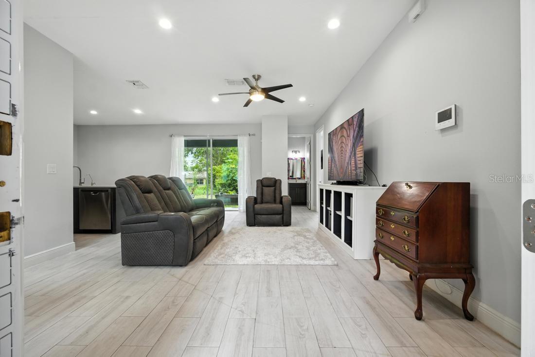 Image 5 of 26 For 3390 George Sauls Street