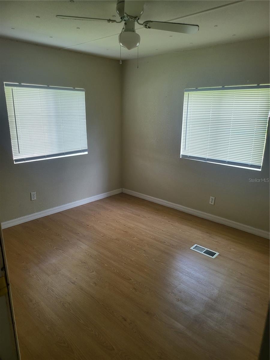 Image 15 of 22 For 1634 Dolphin Drive