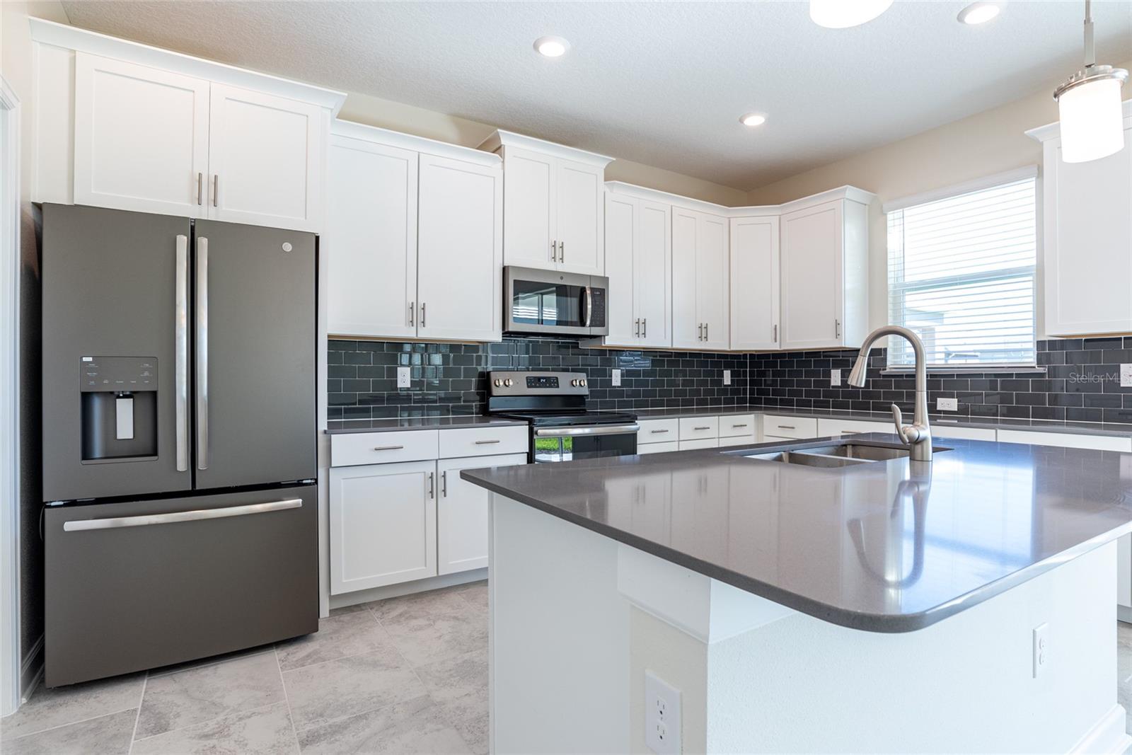 Image 15 of 96 For 12018 Grammar Lane