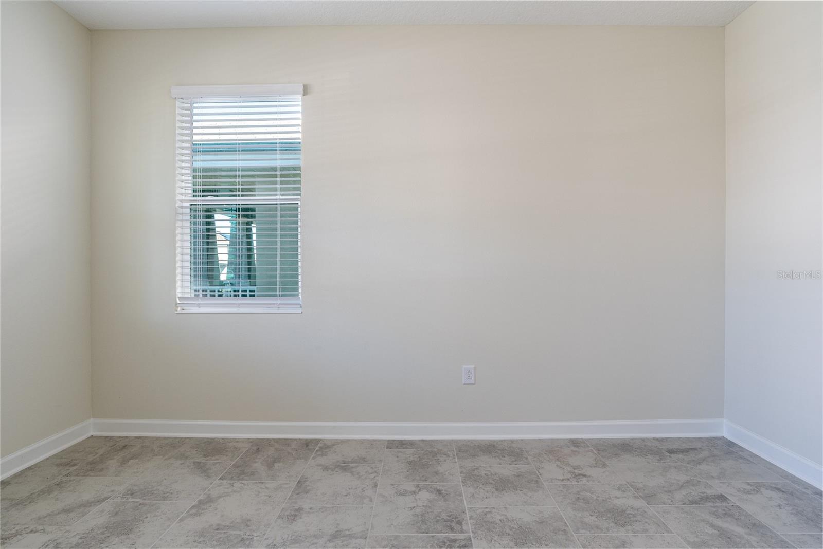 Image 40 of 96 For 12018 Grammar Lane