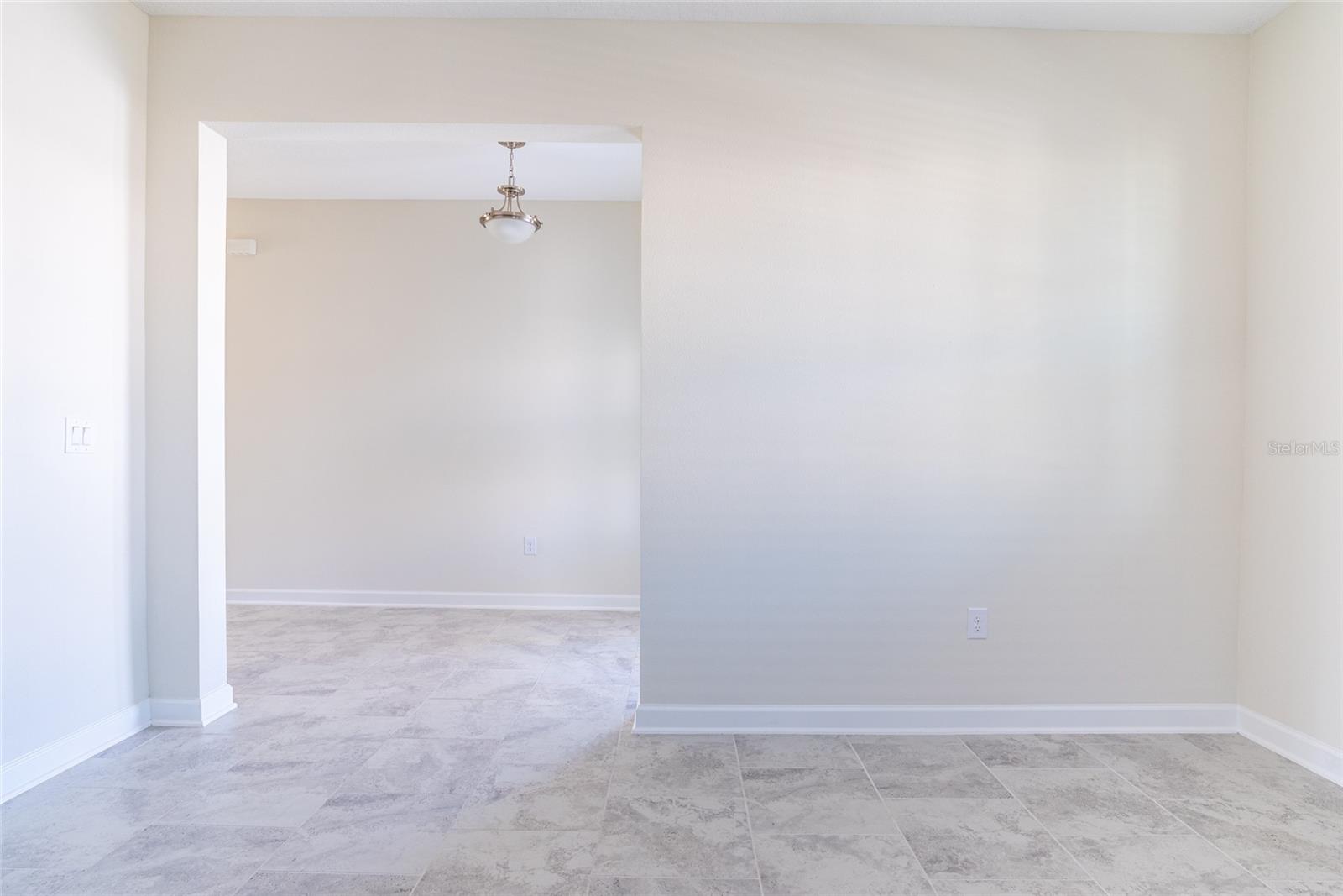 Image 45 of 96 For 12018 Grammar Lane