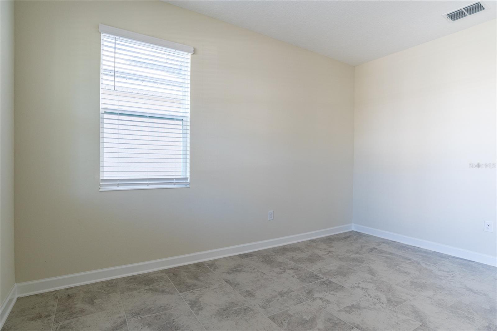 Image 48 of 96 For 12018 Grammar Lane