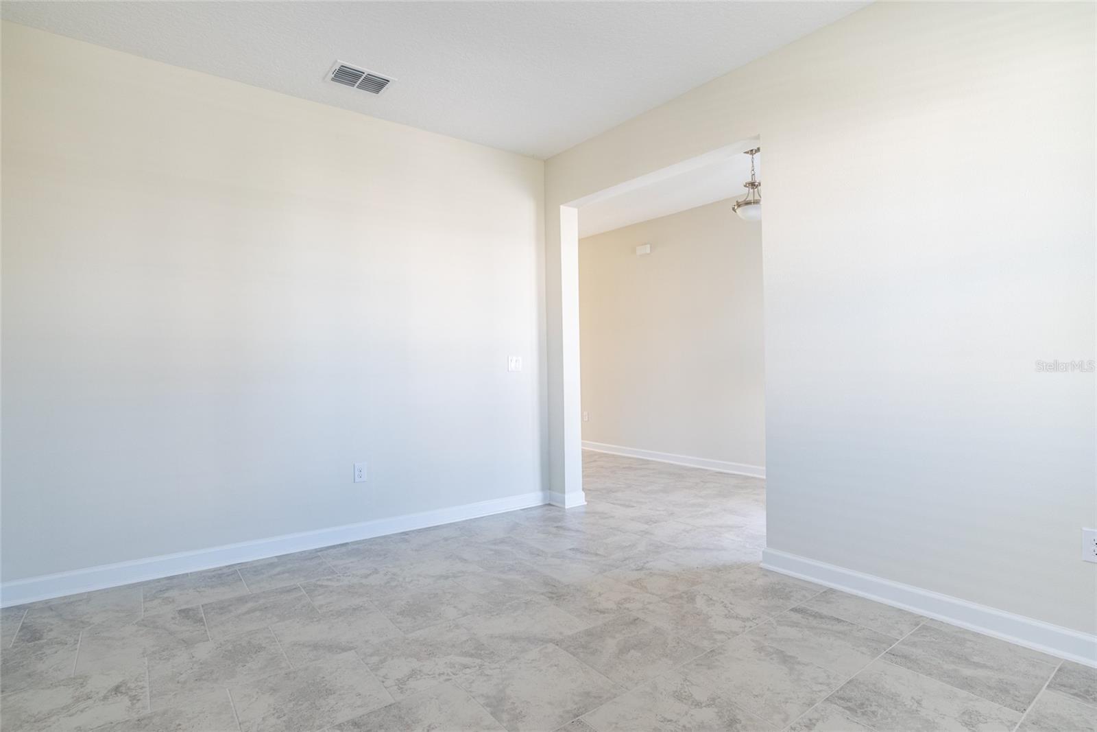 Image 69 of 96 For 12018 Grammar Lane