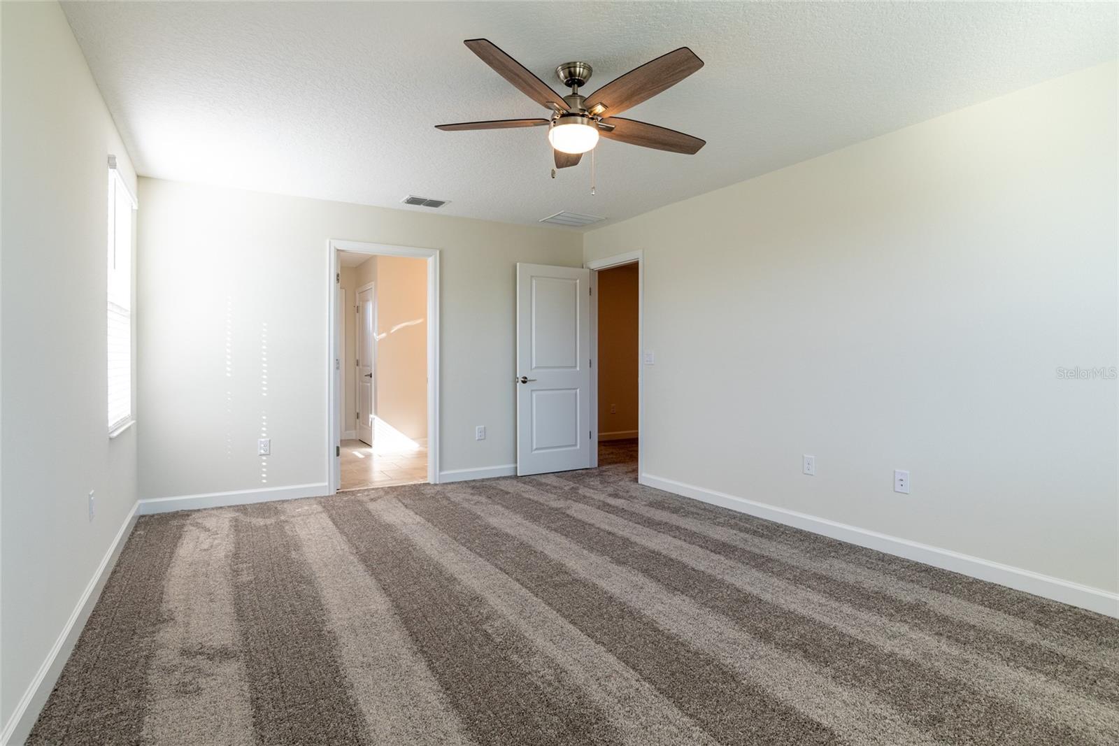 Image 76 of 96 For 12018 Grammar Lane