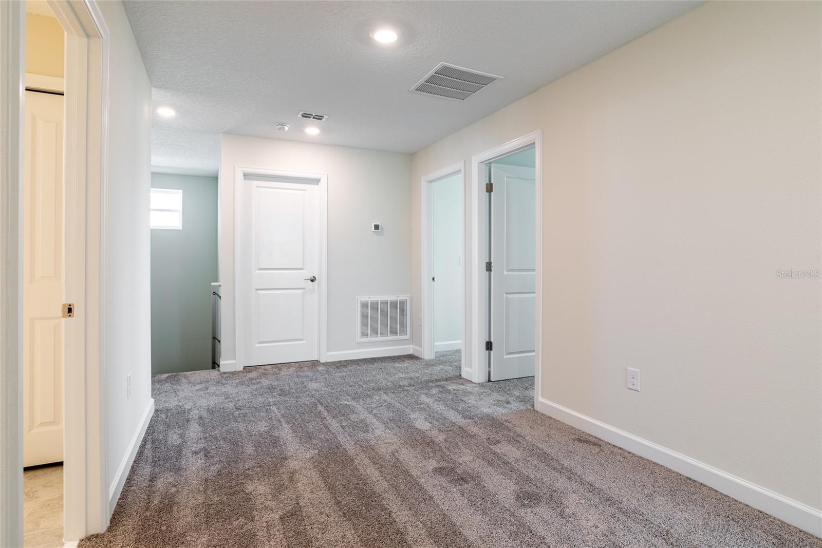 Image 85 of 96 For 12018 Grammar Lane