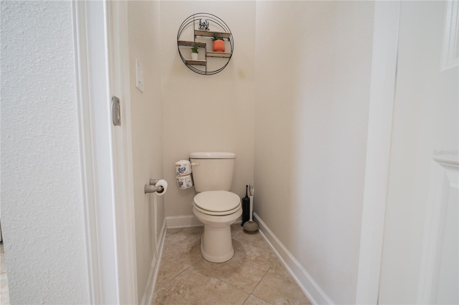 Image 29 of 49 For 4928 Cortland Drive