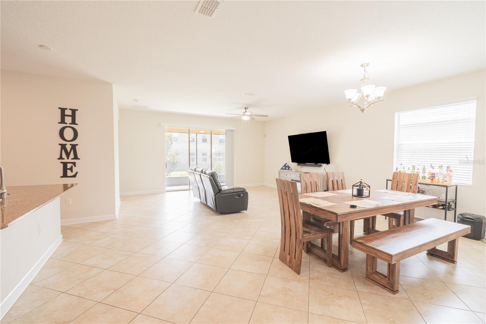 Image 9 of 49 For 4928 Cortland Drive
