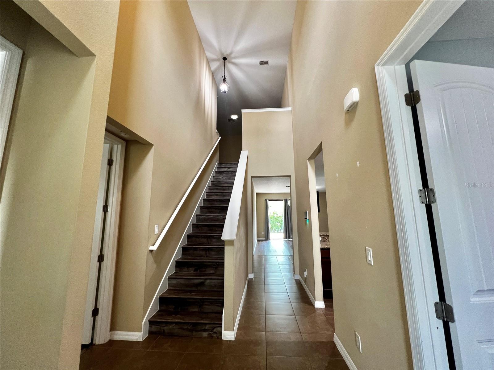 Image 10 of 17 For 13318 Longacre Drive