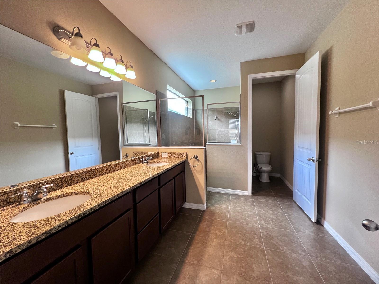 Image 15 of 17 For 13318 Longacre Drive
