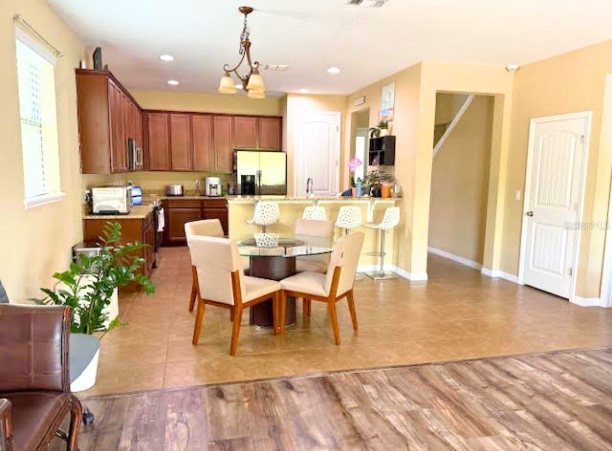 Image 3 of 7 For 13318 Longacre Drive