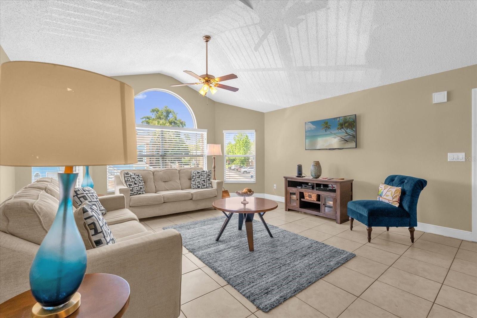 Image 3 of 28 For 2737 Poinciana Boulevard 92