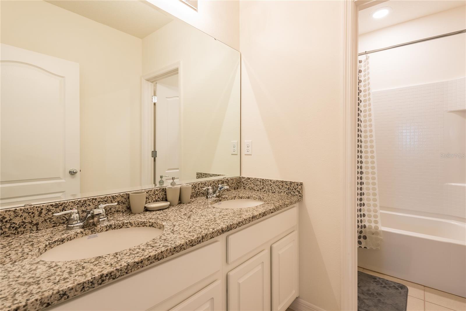 Image 24 of 68 For 5231 Wildwood Way