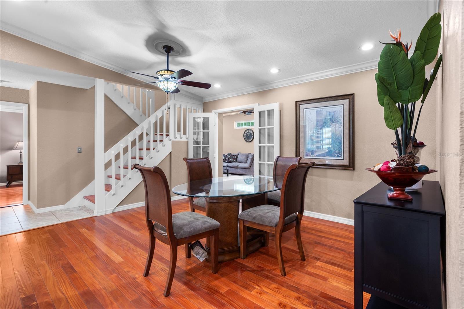 Image 10 of 51 For 878 Elgin Drive