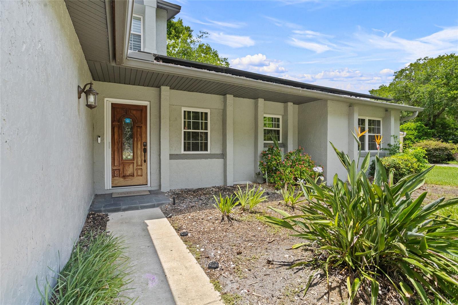 Image 4 of 51 For 878 Elgin Drive
