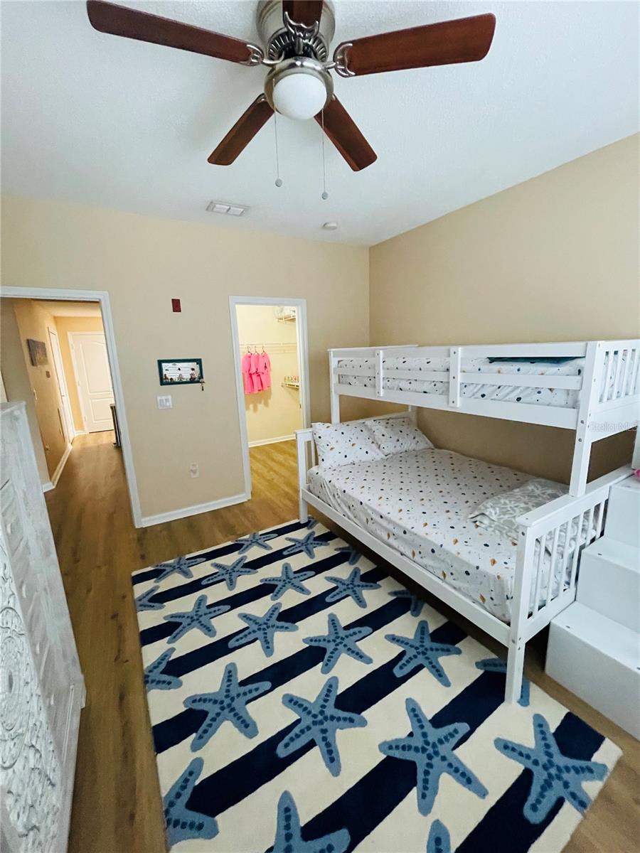 Image 19 of 52 For 12021 Villanova Drive 111