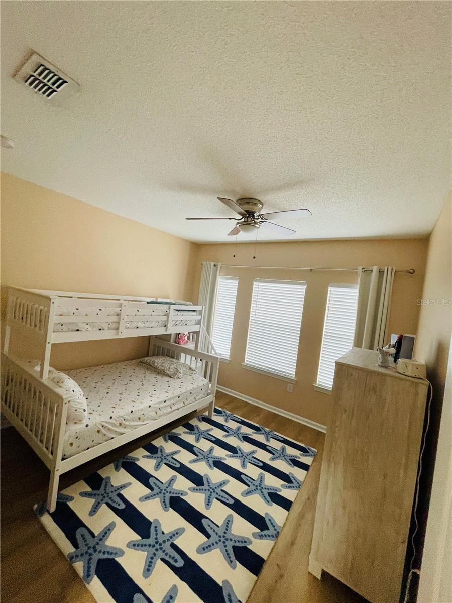 Image 20 of 52 For 12021 Villanova Drive 111