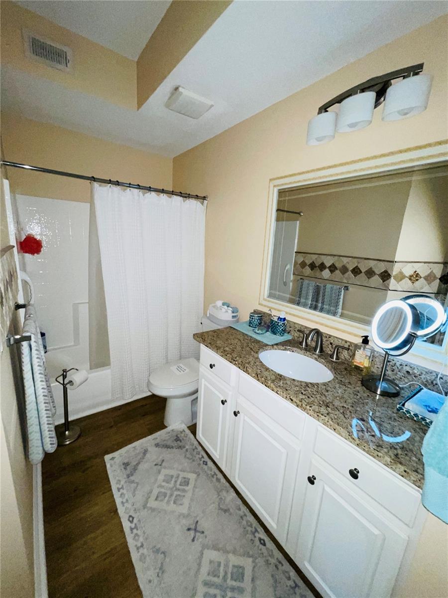 Image 24 of 52 For 12021 Villanova Drive 111