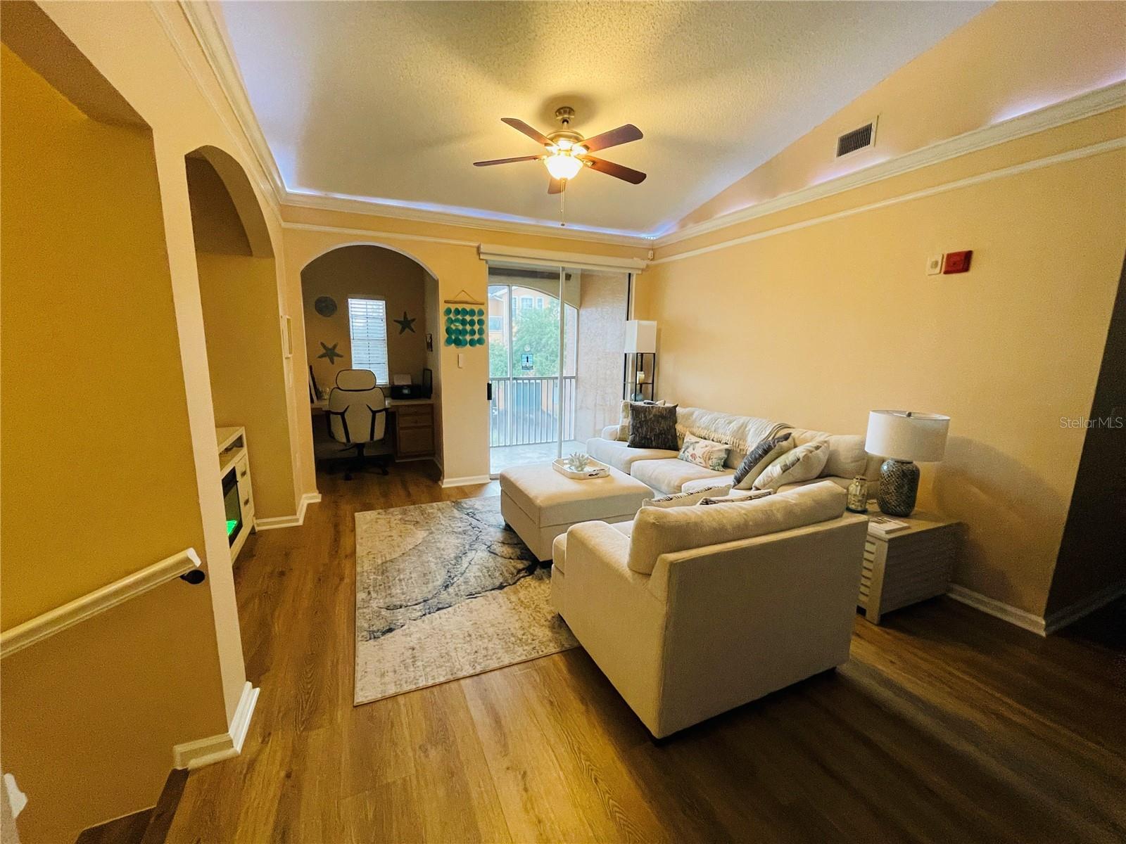 Image 7 of 52 For 12021 Villanova Drive 111