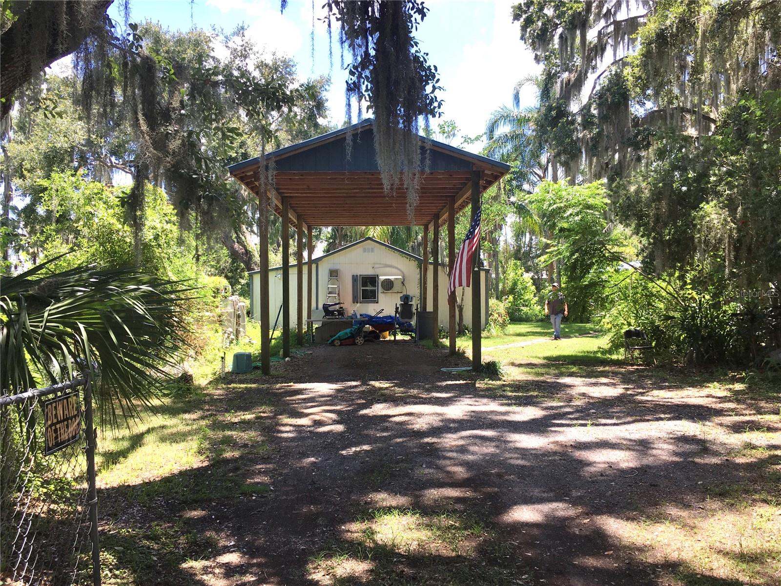 Image 9 of 42 For 5019 Pineapple Street