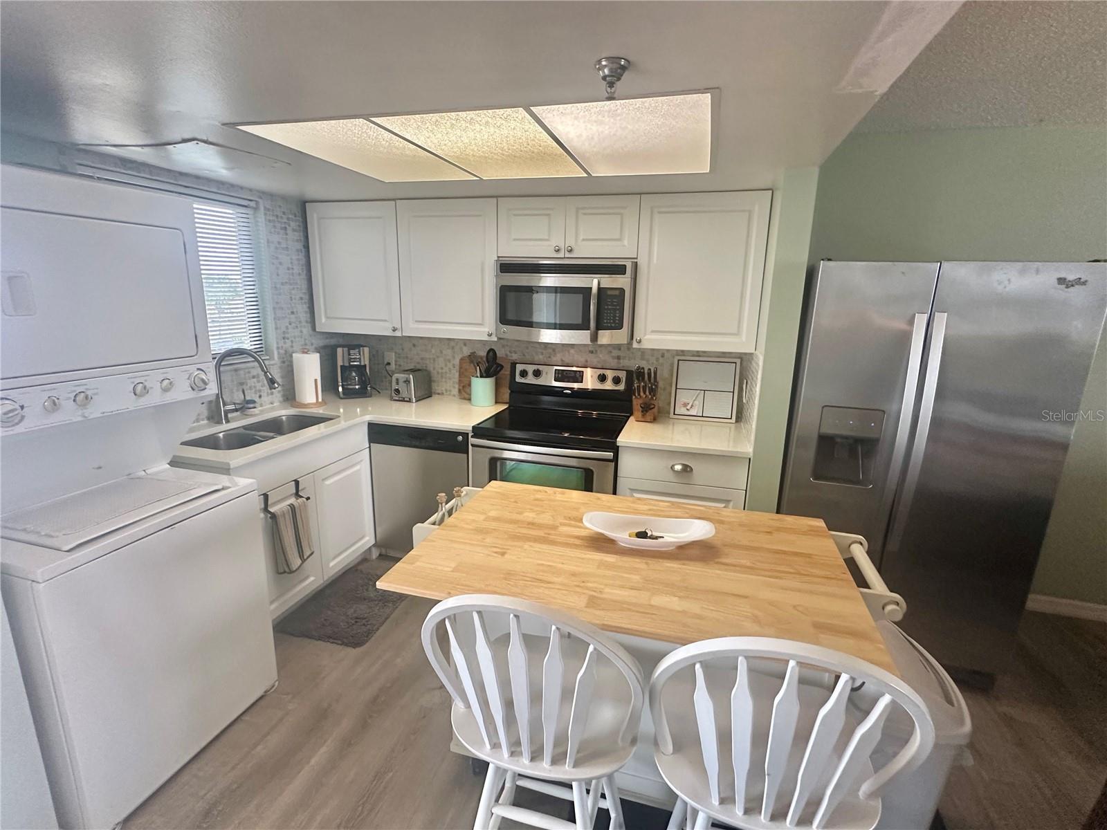 Image 5 of 82 For 6009 Sea Ranch Drive 203