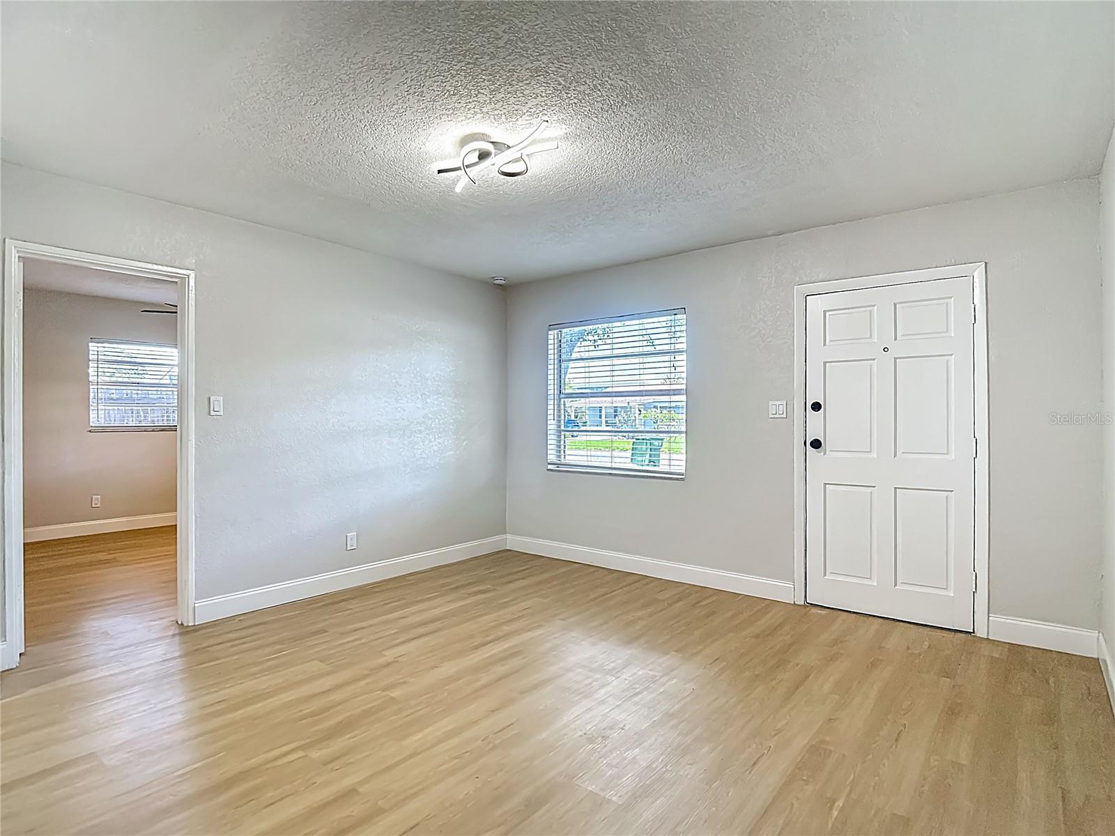 Image 11 of 71 For 4202 Bay Vista Avenue