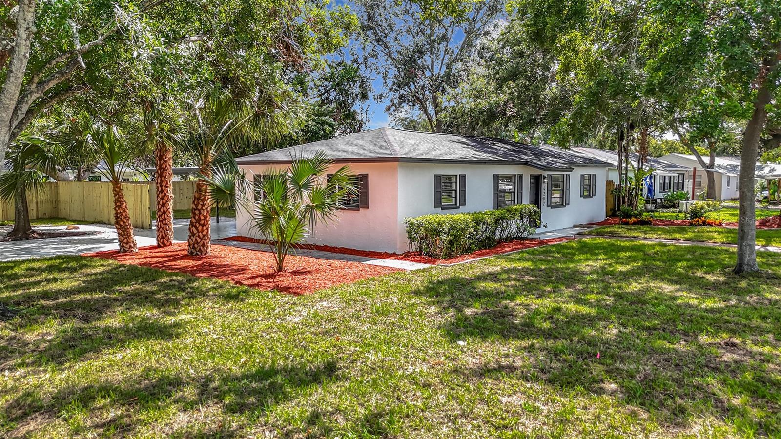 Image 4 of 71 For 4202 Bay Vista Avenue