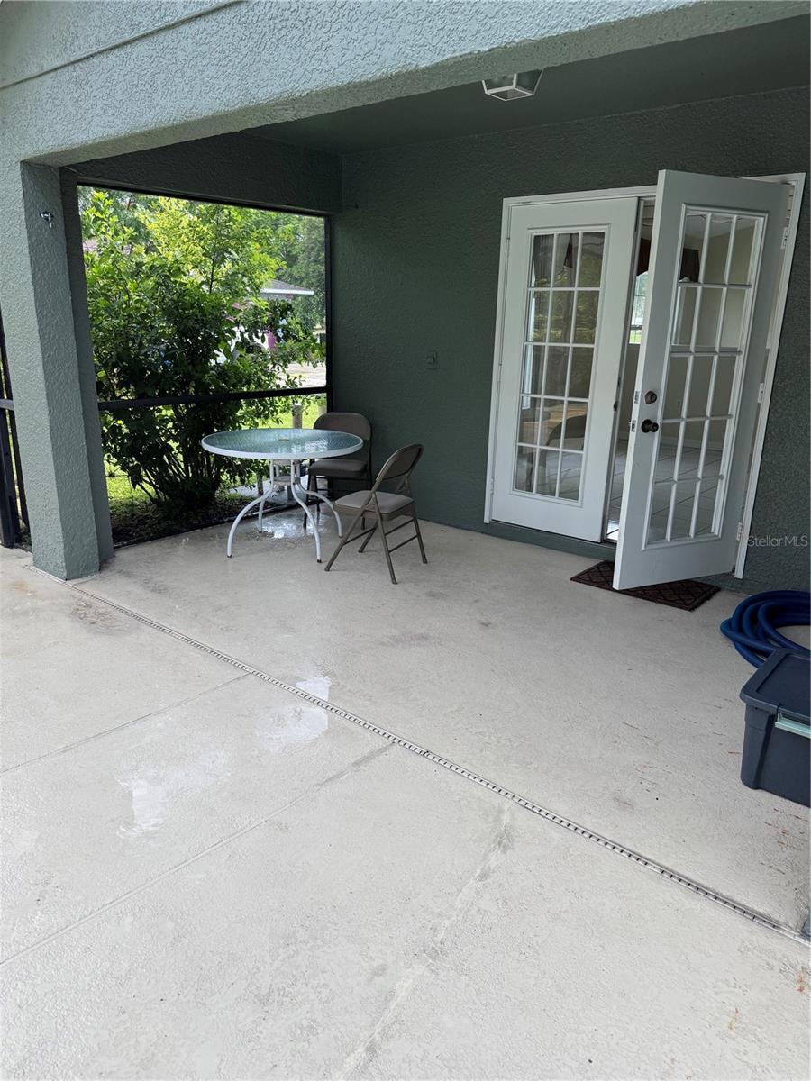 Image 20 of 21 For 2595 Greenwood Drive