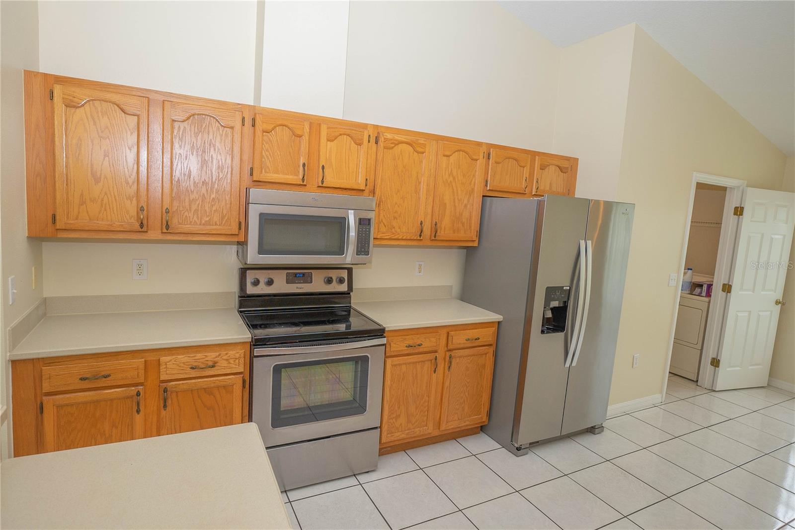Image 4 of 21 For 2595 Greenwood Drive