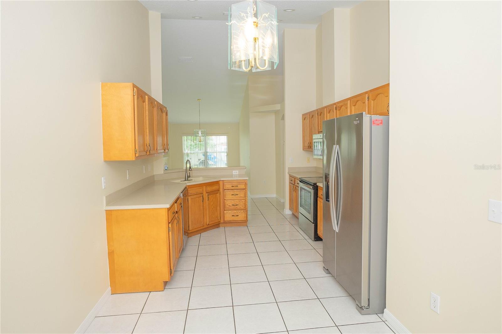Image 5 of 21 For 2595 Greenwood Drive