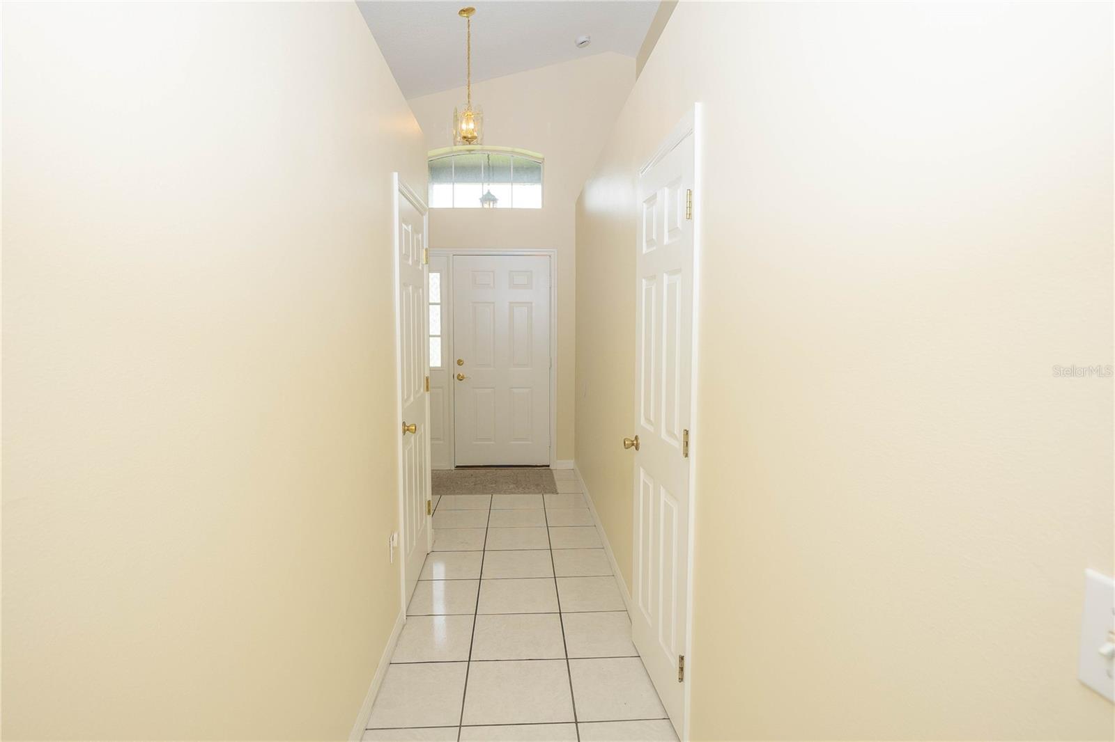 Image 6 of 21 For 2595 Greenwood Drive