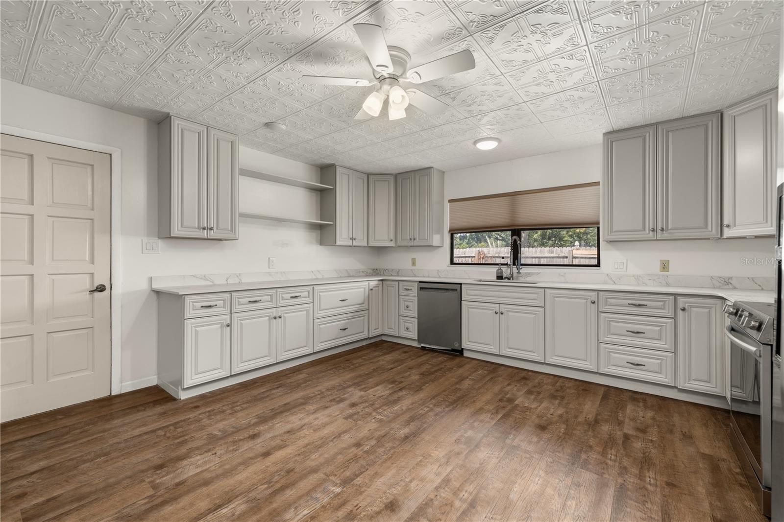 Image 31 of 71 For 4401 Sam Allen Road