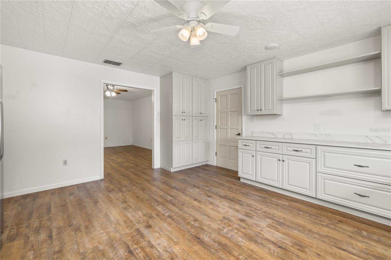 Image 33 of 71 For 4401 Sam Allen Road