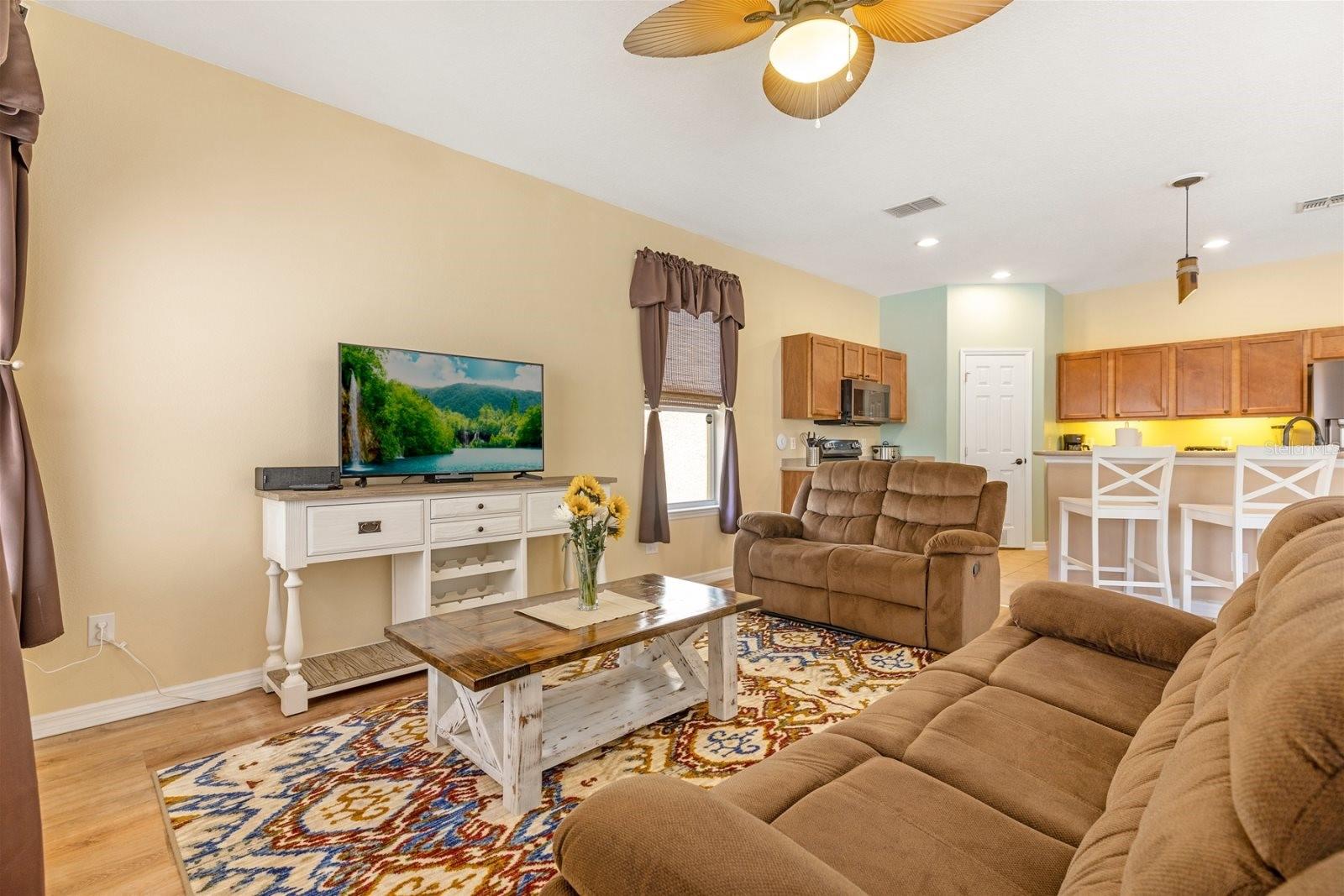 Image 9 of 37 For 477 Orange Cosmos Boulevard