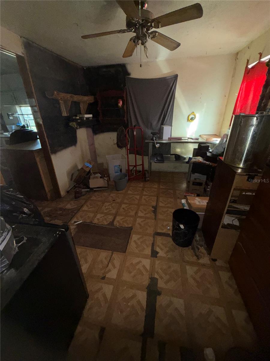 Image 14 of 32 For 130 Forest Avenue