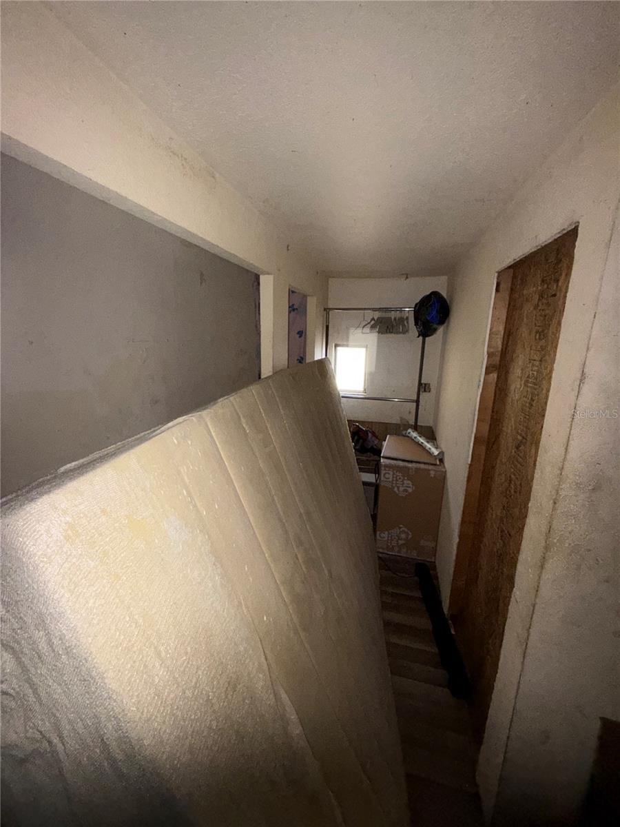 Image 15 of 32 For 130 Forest Avenue