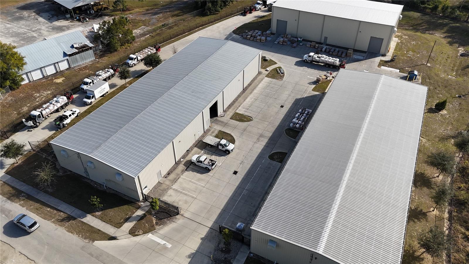 Image 27 of 32 For 130 Forest Avenue