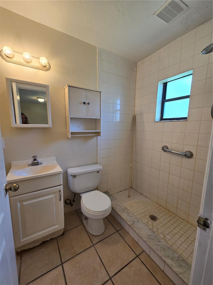 Image 8 of 9 For 2150 Barbara Drive 2